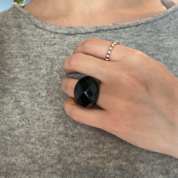 Black onyx statement ring - size 6 - Picture 4 of 5